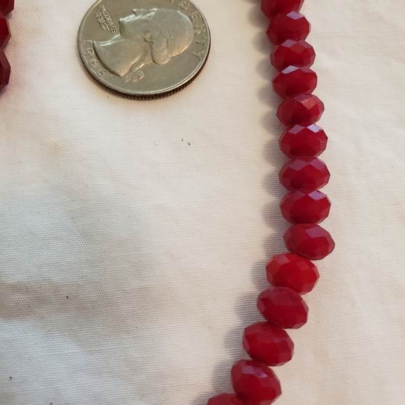 Garnet necklace with matching earrings - Picture 3 of 4